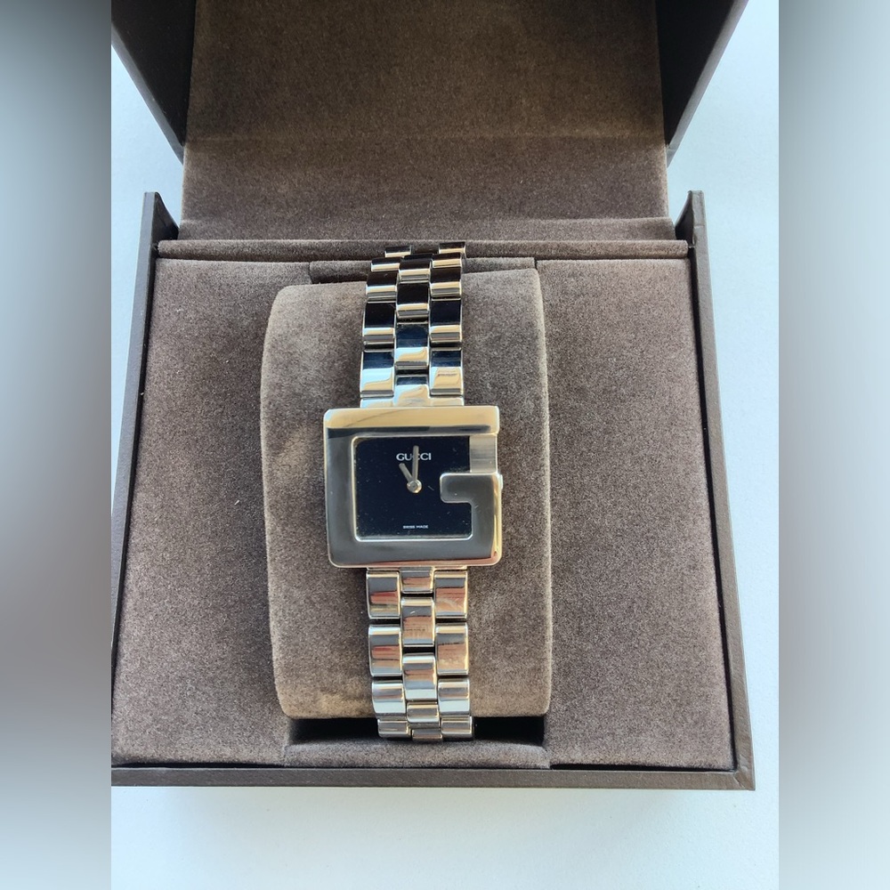 Gucci Women's Gold and Silver Watch - Picture 2 of 14